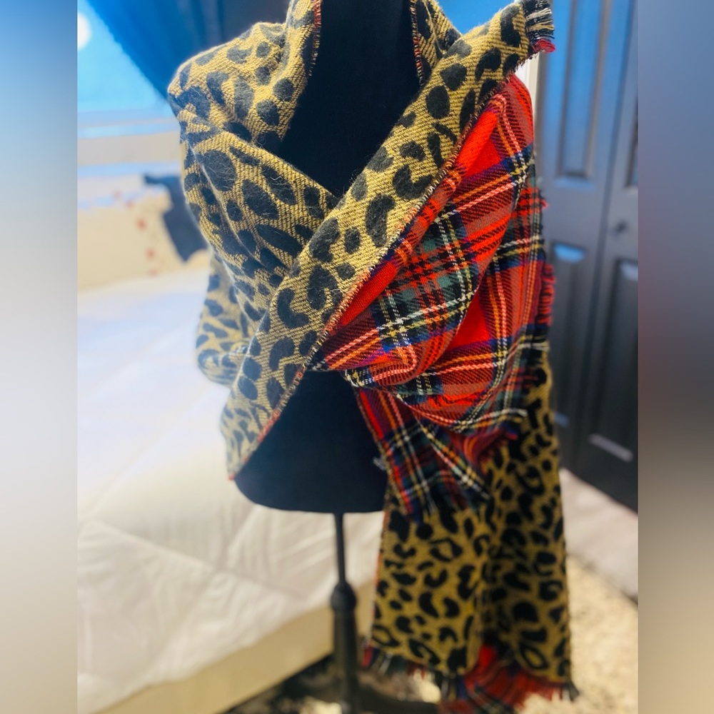 DKNY Reversible Scarf/Shawl
